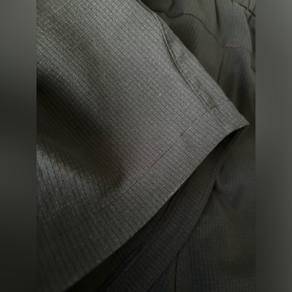 Lululemon Stroll At Sundown 3” *vent-light mesh - Picture 7 of 8